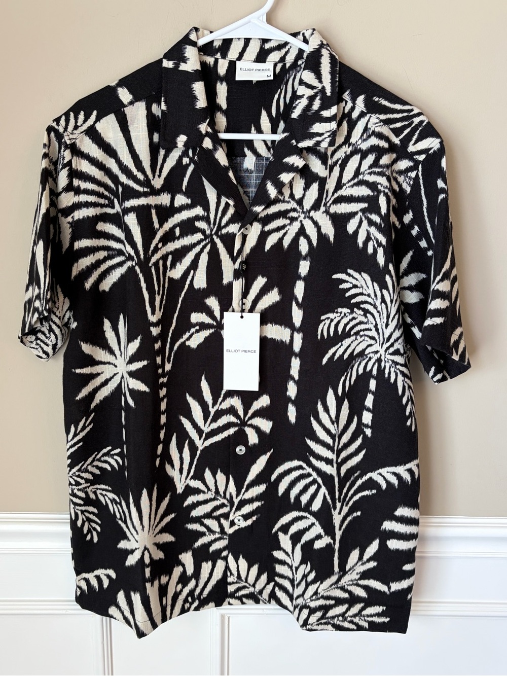 Elliot Pierce Black/Ivory Tropical Short Sleeve Shirt,Medium Resort Casual Vacay